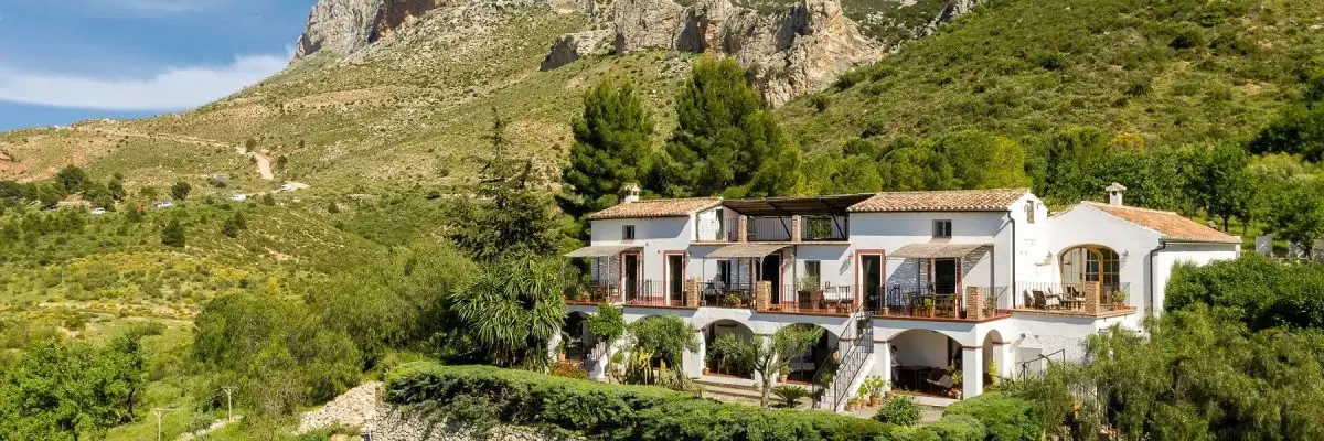 Appartements dans une belle ferme près des lacs de Málaga