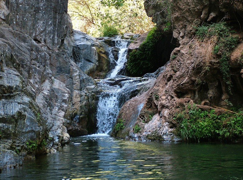 Profitez des piscines rocheuses du parc naturel de la Sierra de las Nieves