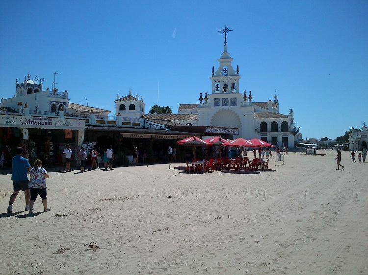 El Rocio- un village andalou blanchi à la chaux pas tout à fait traditionnel